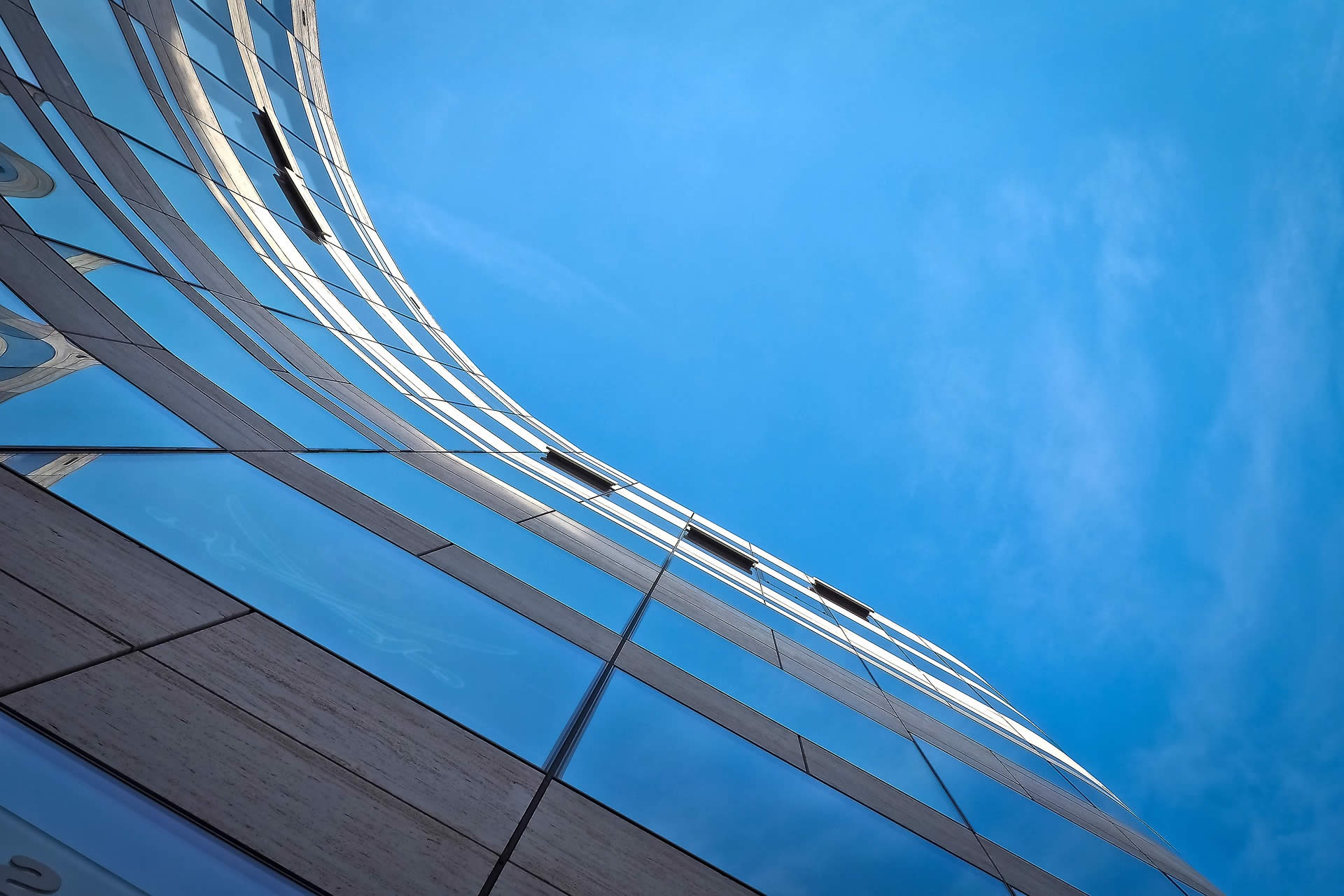 电子游戏的平台网站多少